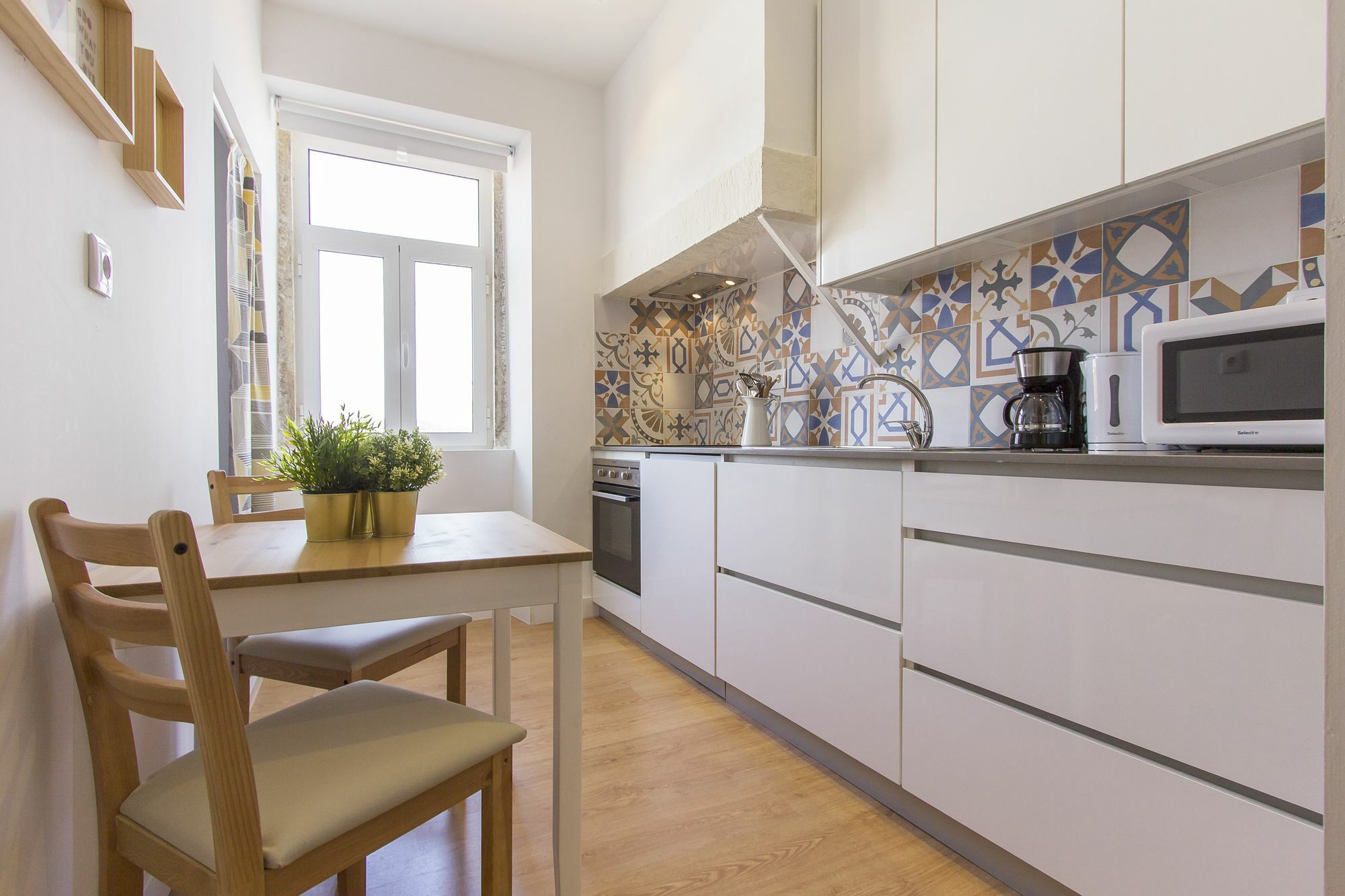 Bairro Alto Stylish By Homing Apartment ลิสบอน ภายนอก รูปภาพ