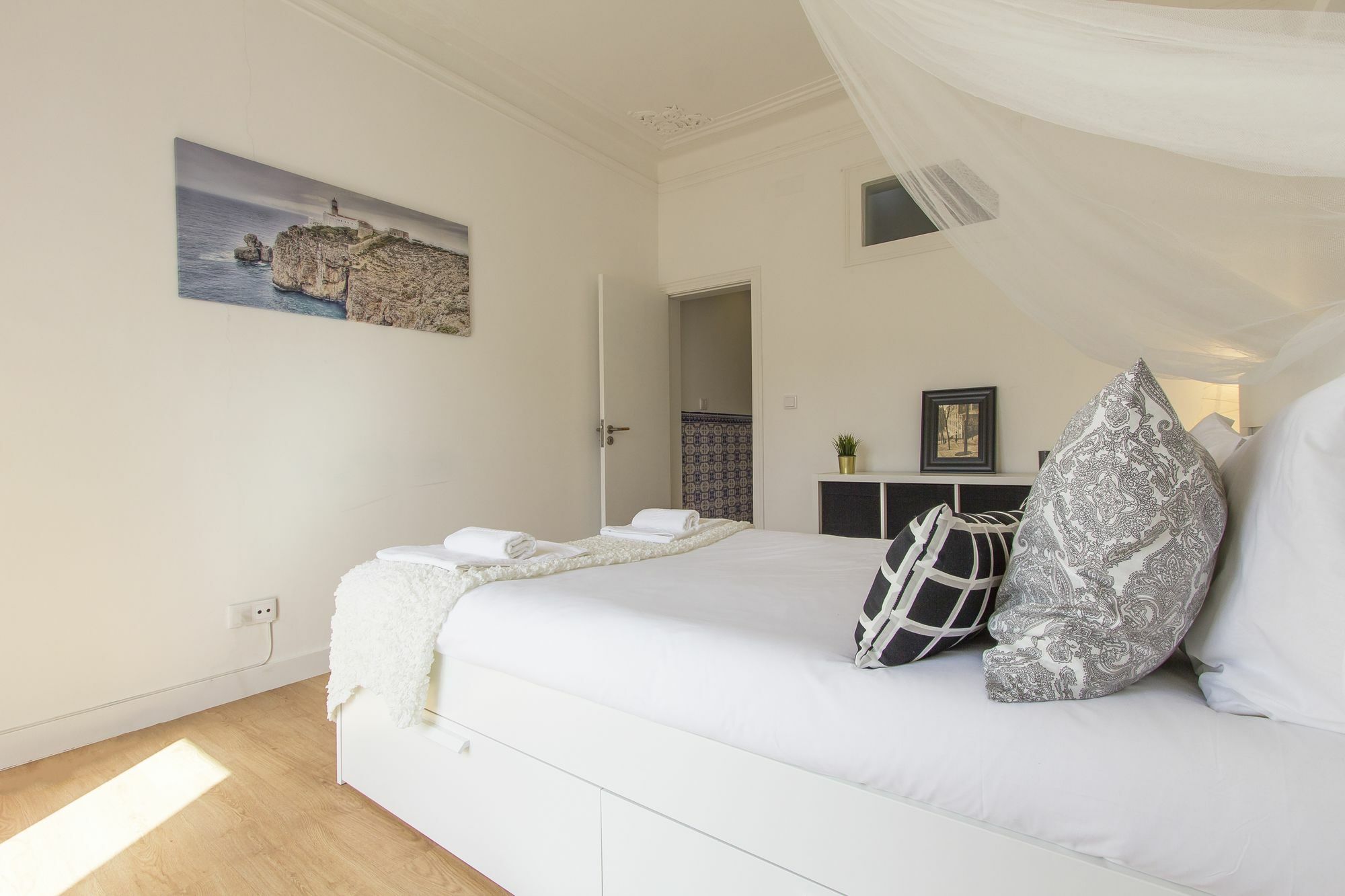 Bairro Alto Stylish By Homing Apartment ลิสบอน ภายนอก รูปภาพ